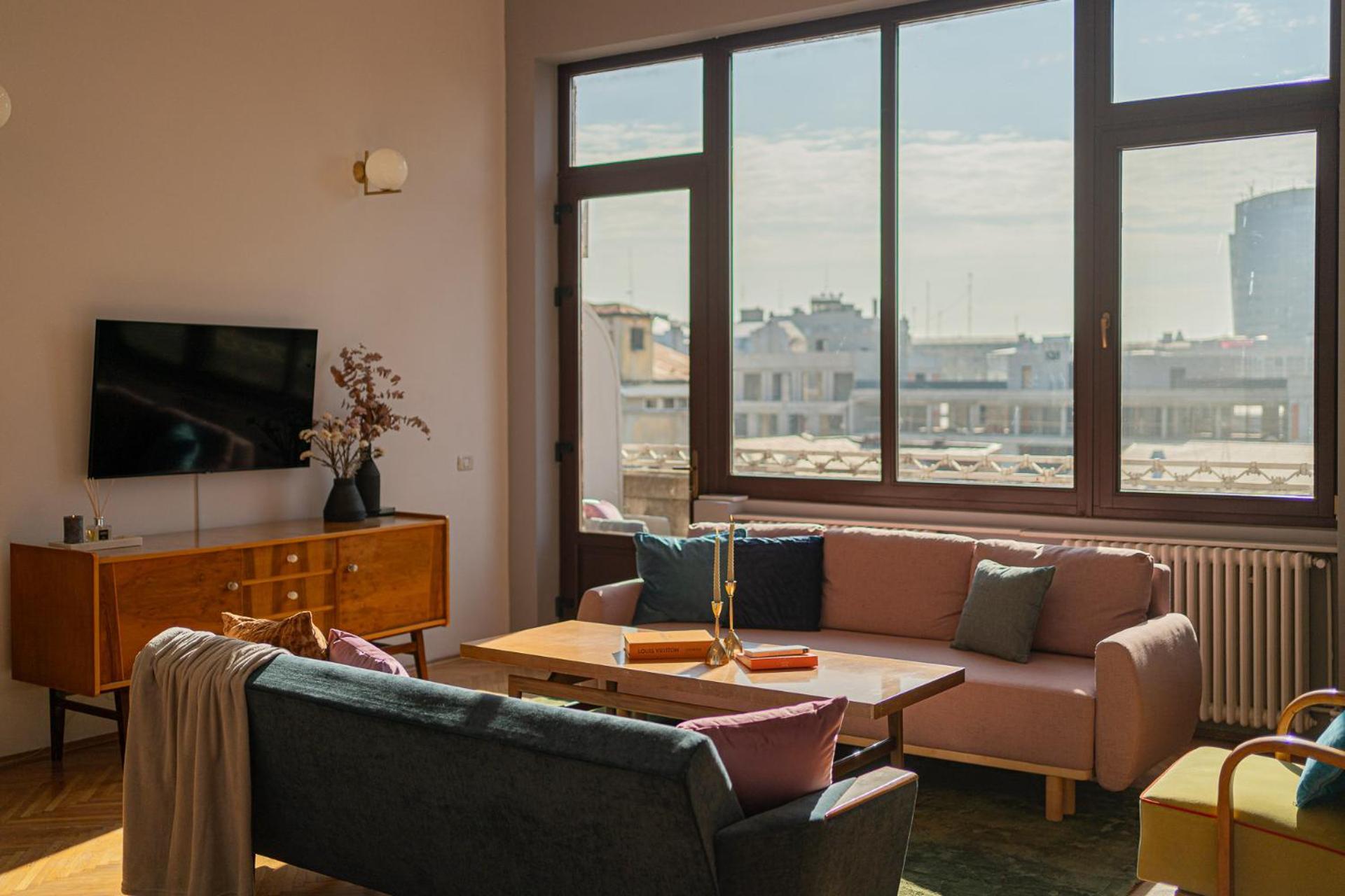 Appartement Spacious 3br Atrium Penthouse, Balcony, Cismigiu *