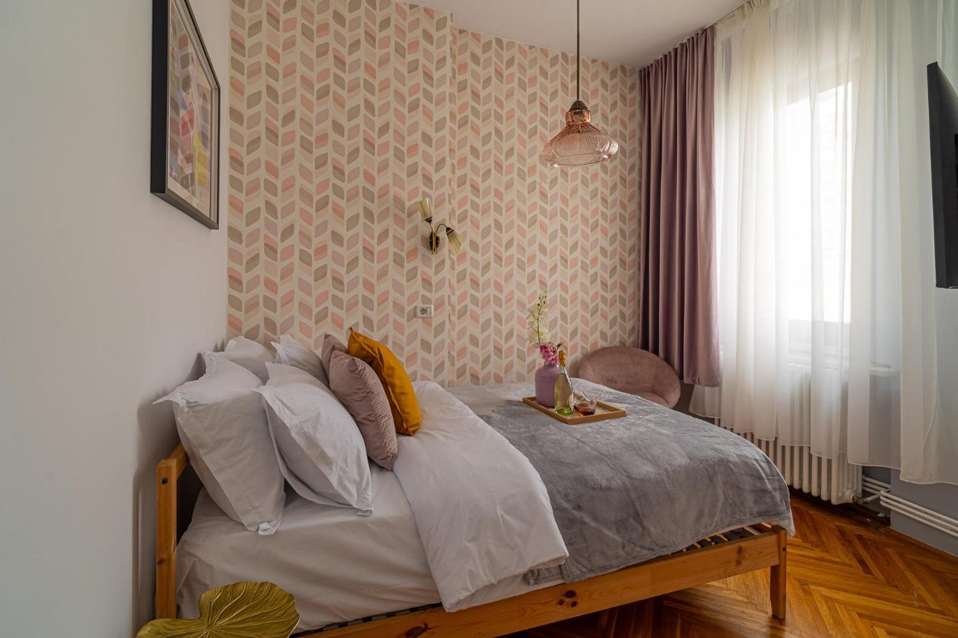 Appartement Spacious 3br Atrium Penthouse, Balcony, Cismigiu