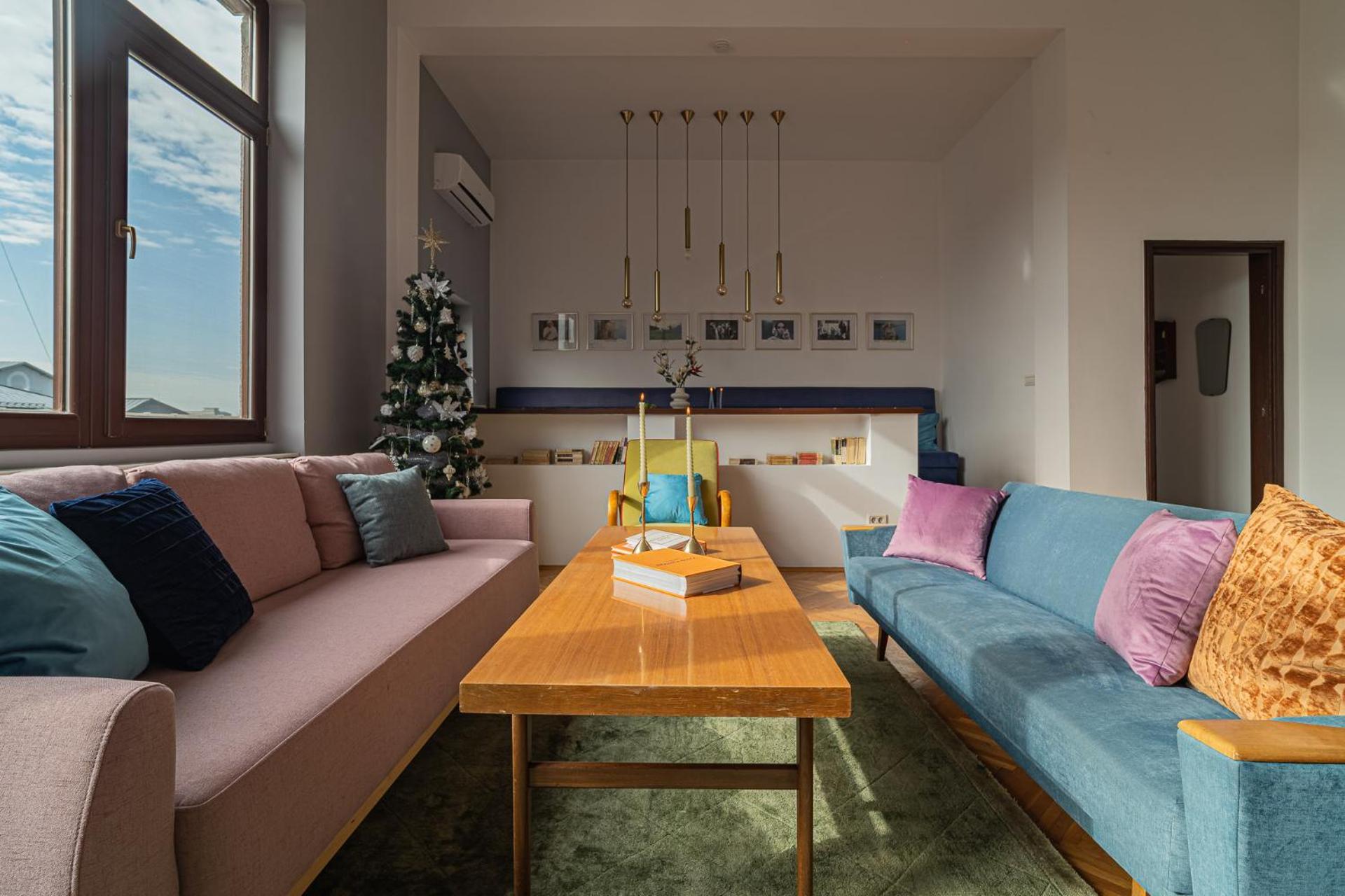 Spacious 3br Atrium Penthouse, Balcony, Cismigiu Appartement *