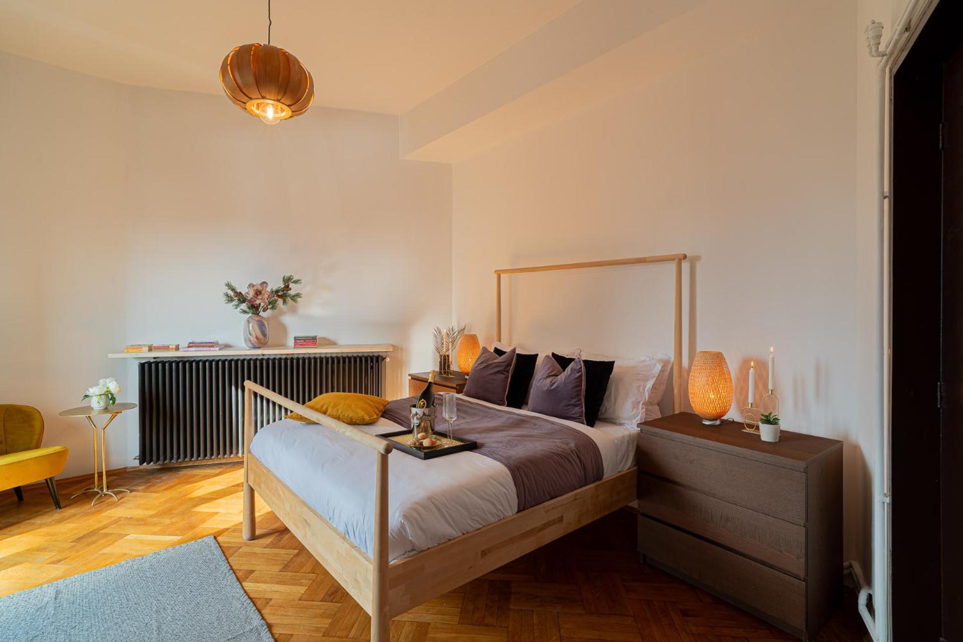 Appartamento Spacious 3br Atrium Penthouse, Balcony, Cismigiu *